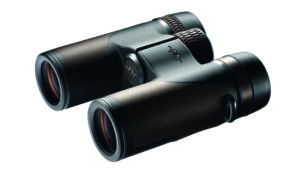 DALEKOHLED BLASER 8×30